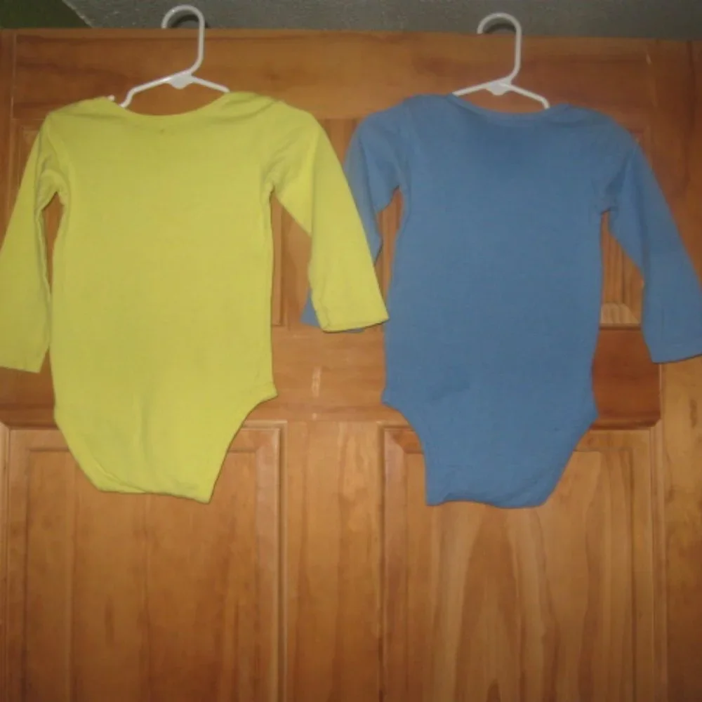 5/$20 Boys Carters Long Sleeve Bodysuit Bundle